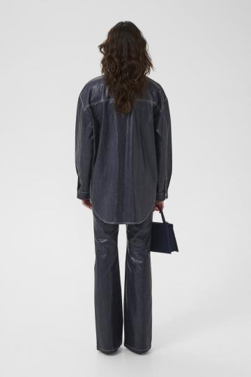 Клешеные джинсы