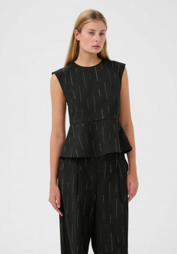 Блузка без рукавов