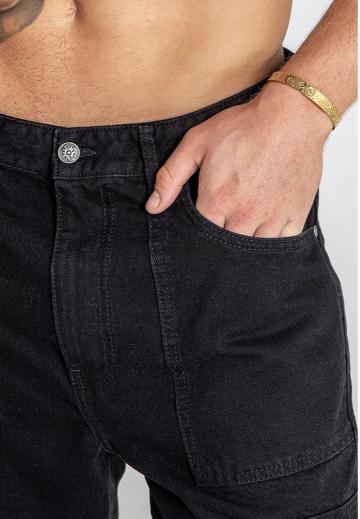 Брюки с накладными карманами