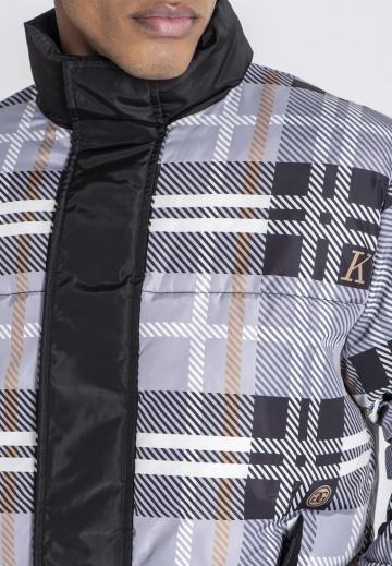 Зимняя куртка