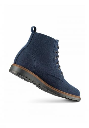 Ботинки на шнуровке