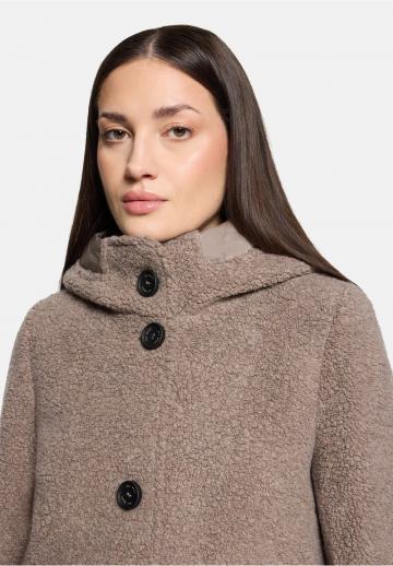 Короткое пальто