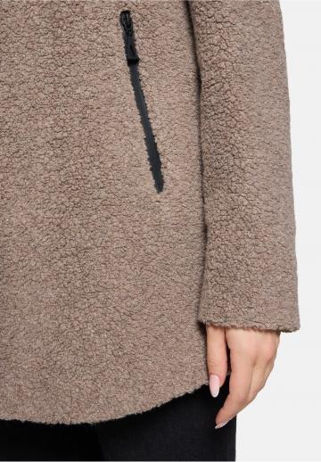 Короткое пальто