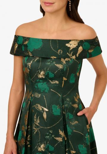 Коктейльное платье