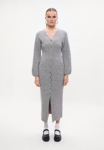 Вязаное платье