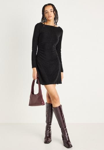 Коктейльное платье