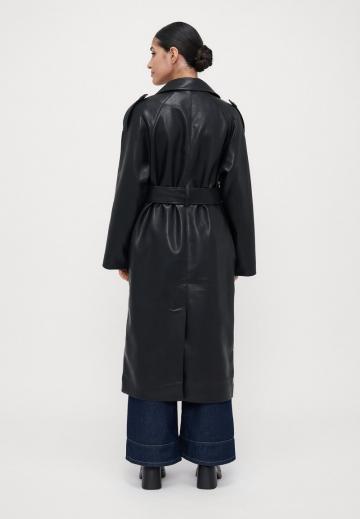 Пальто из искусственной кожи
