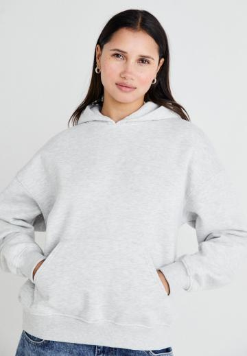 Пуловер с капюшоном