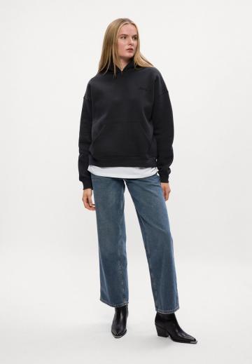 Пуловер с капюшоном