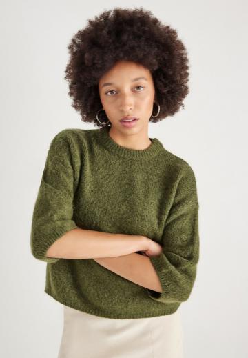 Пуловер с коротким рукавом