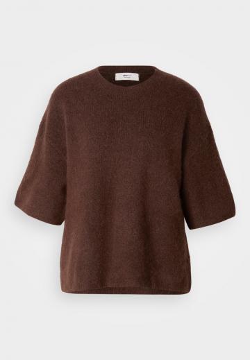 Пуловер с коротким рукавом