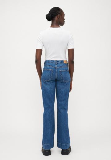 Клешеные брюки