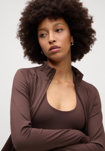 Спортивная куртка