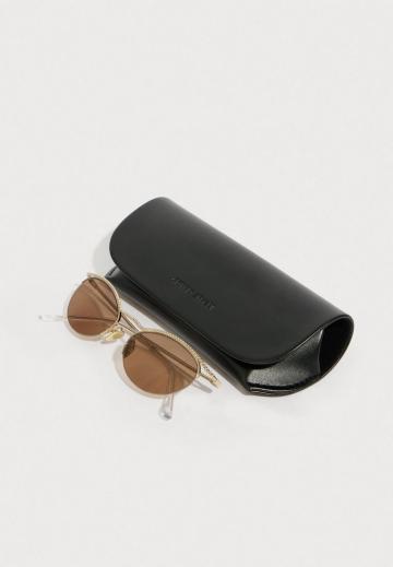 Солнечные очки