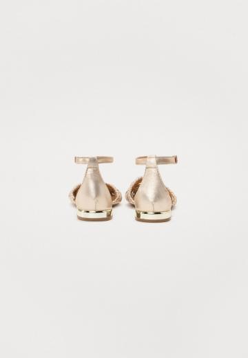 Гандбольные кроссовки