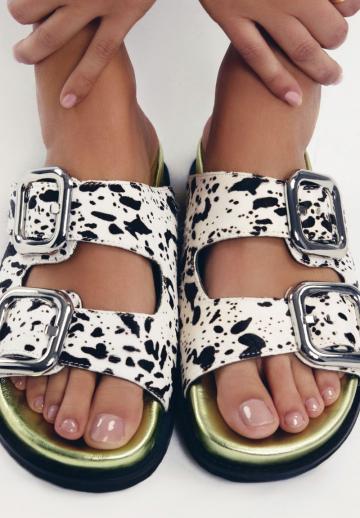 Гандбольные кроссовки