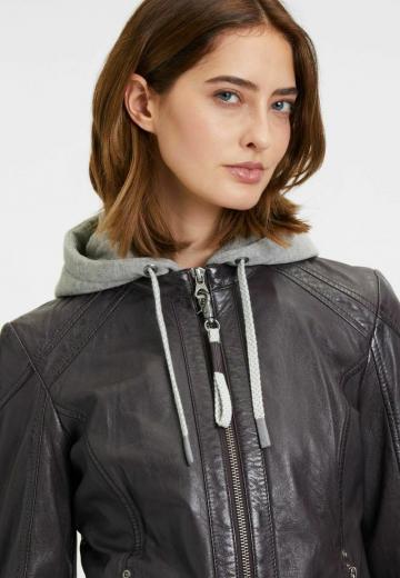 Кожаная куртка