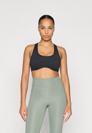 Спортивный бюстгальтер