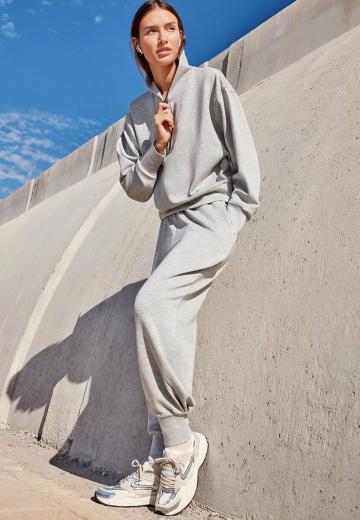 Спортивные штаны