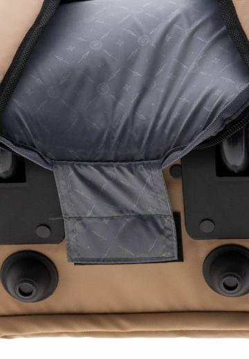 Чемодан на колесах