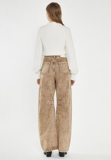 Свободные джинсы