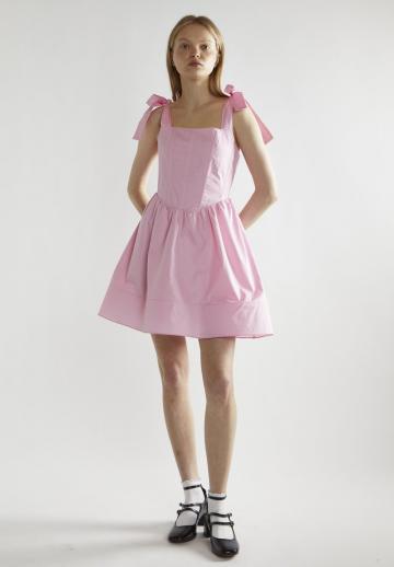 Короткое платье