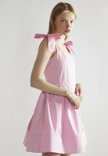 Короткое платье