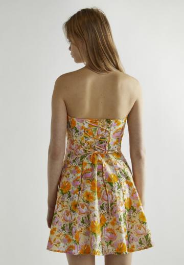 Короткое платье