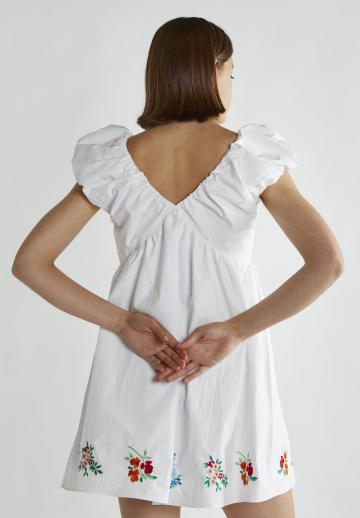 Короткое платье