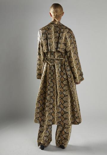 Пальто из искусственной кожи