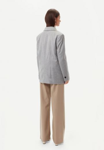 Короткое пальто