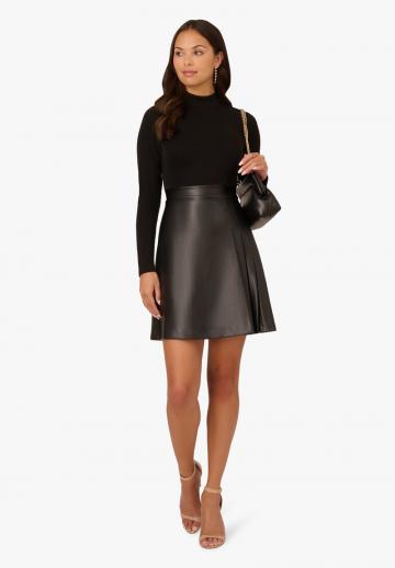 Короткое платье