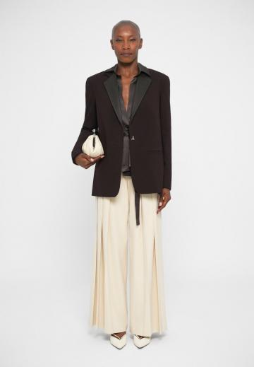 Длинный блейзер