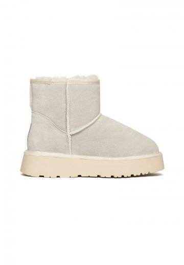 Зимние ботинки