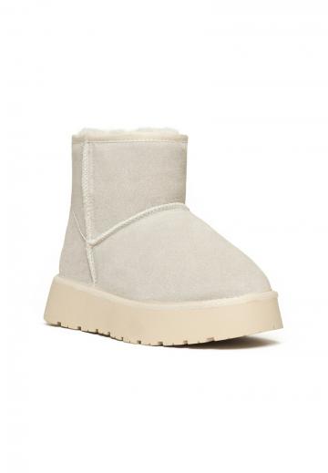 Зимние ботинки