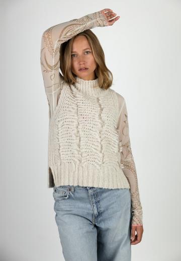 Пуловер без рукавов