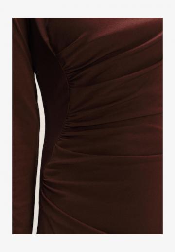 Платье футляр