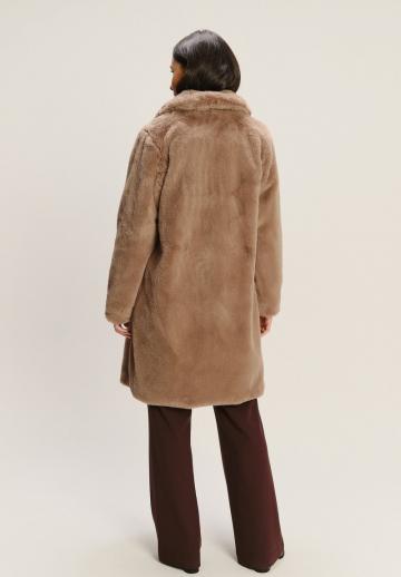 Шерстяное пальто