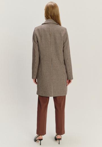 Короткое пальто