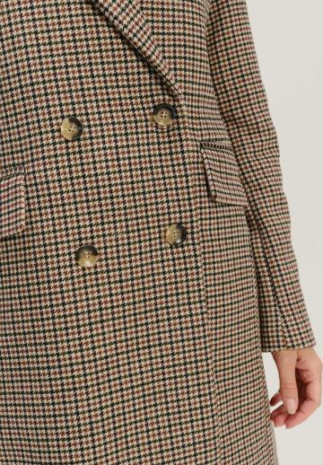 Короткое пальто