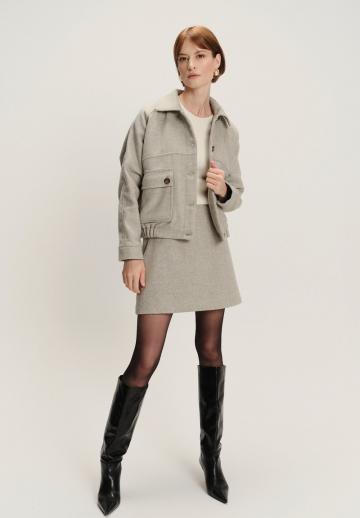 Юбка с накладными карманами