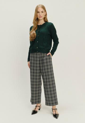 Жаккардовая вязаная кофта