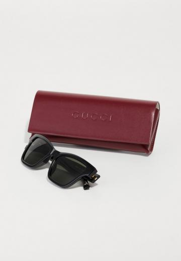 Солнечные очки