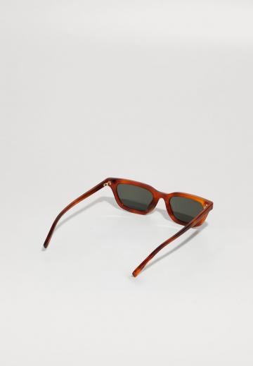 Солнечные очки