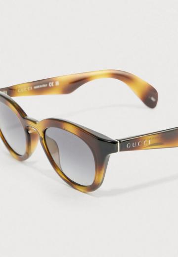 Солнечные очки