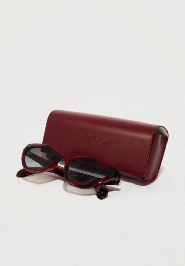 Солнечные очки