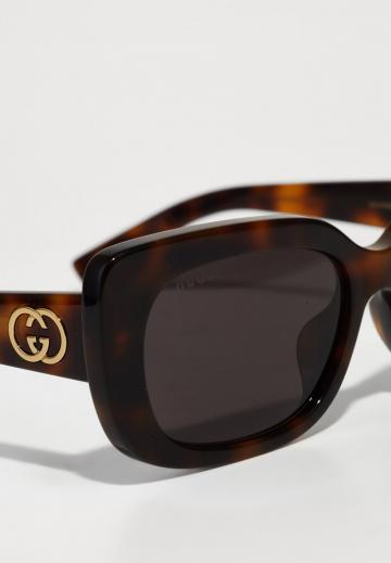 Солнечные очки