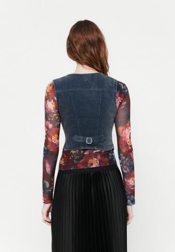 Короткая куртка