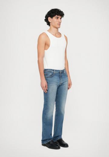 Клешеные джинсы