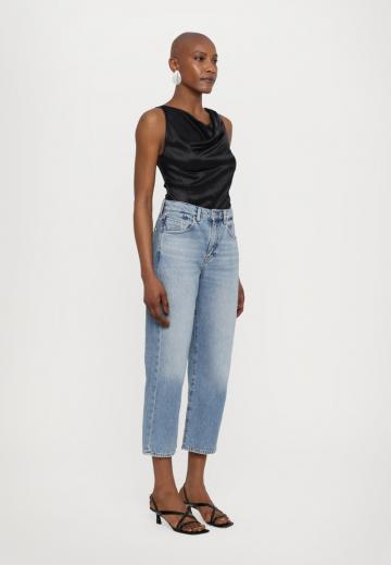 Джинсы бойфренда